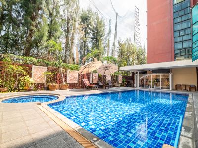 Sunday JA Plus Hotel