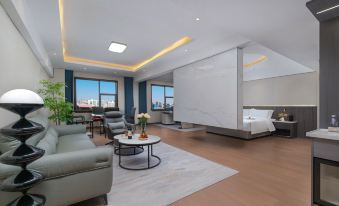 Sanhe Hotel (Fuyang High-speed Railway Station)