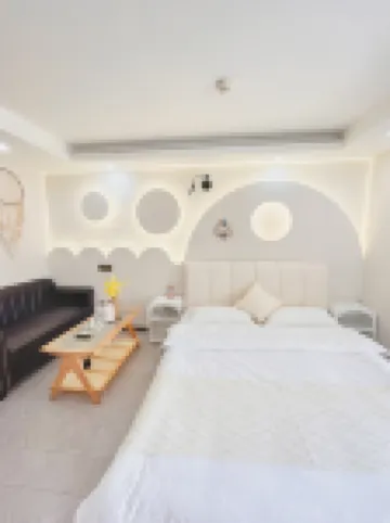 Youjian Homestay (Chunxi Road Taikoo Li