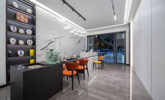 Yunbao Smart Hotel, Dali High-speed Railway Station, Erhai Park Branch