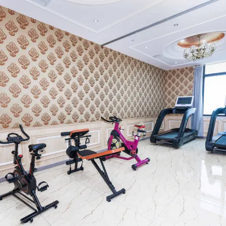 XiHe Hotel (Dalian Railway Station Zhongshan Plaza Store)