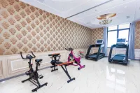 XiHe Hotel (Dalian Railway Station Zhongshan Plaza Store)