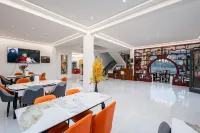 Yi County Yanli Meisu · Luxurious Smart Homestay (Xidi Yi County East Station)