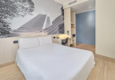 B&B Hotel Milano Cenisio Garibaldi Hôtels à : Gare de Milan - Porta Garibaldi