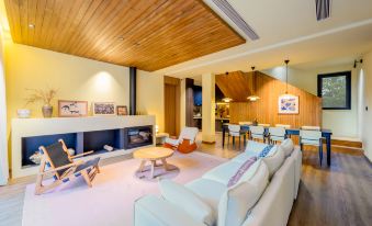 Manshi · Designer Courtyard Homestay (Changping)