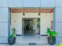 RedDoorz Plus @ GNG Hotel El Tari Airport Kupang Hotel di Kupang