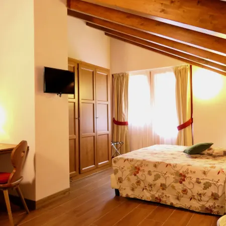 Dream hotel