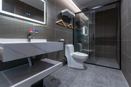 Yimi Hotel (Shenzhen South China City Shangmu Ancient Metro Station)
