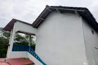 Aloha Beach House Hotels in Tepus