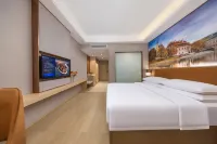 Vienna Hotel ( Nanma Square Store in Anshun Ancient City)