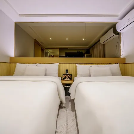 Hotel Ravi Отели рядом с достопримечательностью «Торговый центр Garden 5»