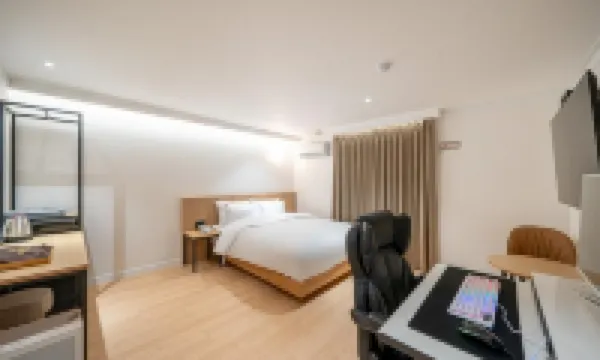 Brown Dot Hotel Gumi Hotels in Chilgok-gun