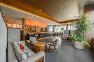 Chushan Light Residence Cultural Tourism Boutique Hotel Hotels in Heqing