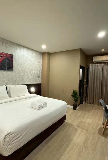 ห้องสแตนดาร์ด เตียงใหญ่ 1 เตียง