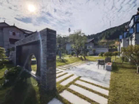 Xiyi Hotel (Entrance Store of Wudang Mountain Scenic Area)
