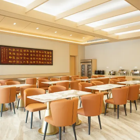 Dongshan Overseas Chinese Hotel (Jinluan Bay Beach Branch, Dongshan Island)