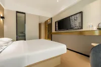 City Convenience Hotel (Nanning Nationalities University Xiangsihu Campus) - Esports