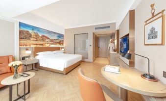 Vienna Hotel (Longhua Yicheng Center Yousong Branch))