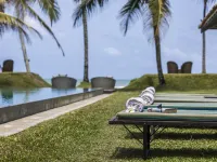 The Frangipani Tree by Edwards Collection - Thalpe Hotels in Talpe