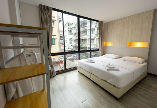 르 보뇌르 포쉬텔