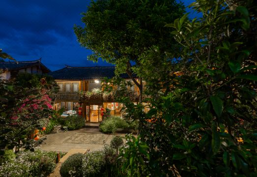 Xiaoqiao Bieyuan Inn 아름다운 정원