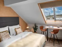 Theatre 9 Apartments by Adrez Hotels near Charles Bridge