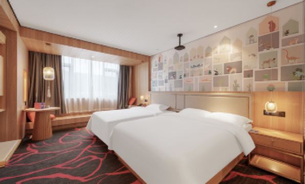 Lanpu Light Luxury Art Holiday Hotel