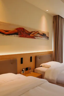 Yemingsha Xingxiu Hotel Hotels in Hanggin Banner