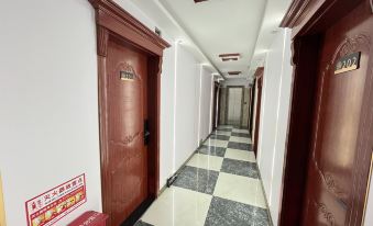 Ganyu Huatian Theme Hotel