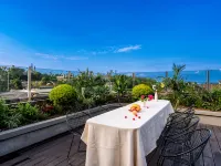 Meitu Hot .Spring Hotel (Emeishan High-speed Railway Station Baoguosi Branch) Hotels in Emeishan City