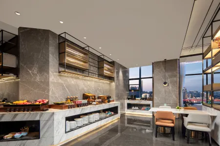 Atour Hotel (Chongqing Nanbin Road Huangguan International River view) Отели рядом с достопримечательностью «Kong Xiangxi Residence of Chongqing»