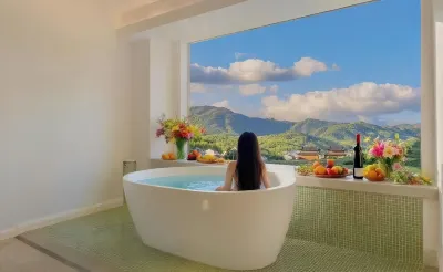 TengChong Shichu Hot Spring Hotel