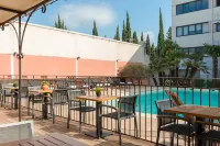 Best Western le Galice Aix Centre-Ville Hotels near Shopping center Aix La Pioline