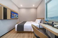 Yayue Smart Hotel (Wenzhou Yongjia Oubei Lingyue Square Branch)
