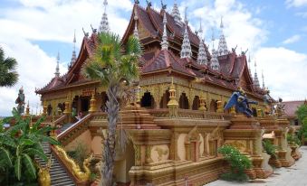 Jinghong Jingfeng Hotel