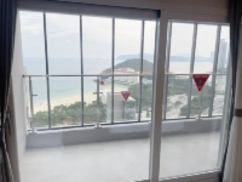 Raviens Maison de Hotel