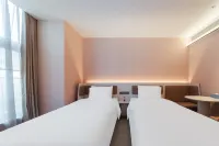 Hanting Hotel (Fuzhou Yantaishan Park Sancha Street Branch)