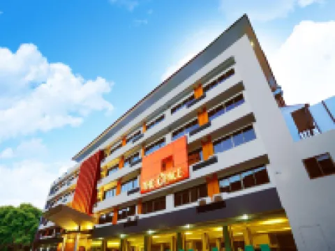 The Space Hotel Chiang Rai Hotels near Oub Kham Museum