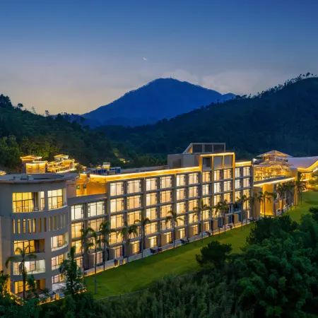 Guilai・Hutiaoxia Gorge Art Gallery Hotel