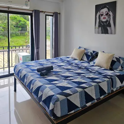 Norn nee Na Khao Kho Hotels near Wat Khaem Son