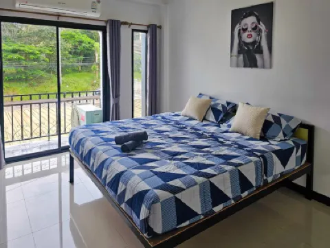 นอน นี่ นะ เขาค้อ โรงแรมใกล้บ้าน2หนาวatกังหันลมเขาค้อ