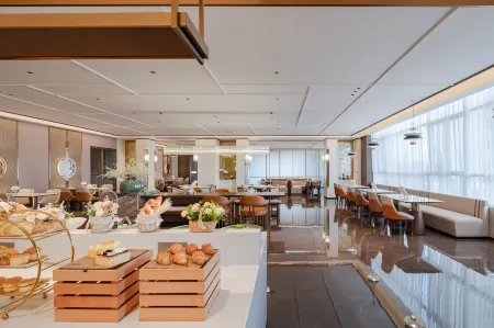 Sinokai International Hotel Отели рядом с достопримечательностью «Tangwei Ming and Qing Dynasties Ancient Village»