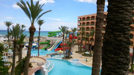 Hotel Marabout - Families and Couples Only