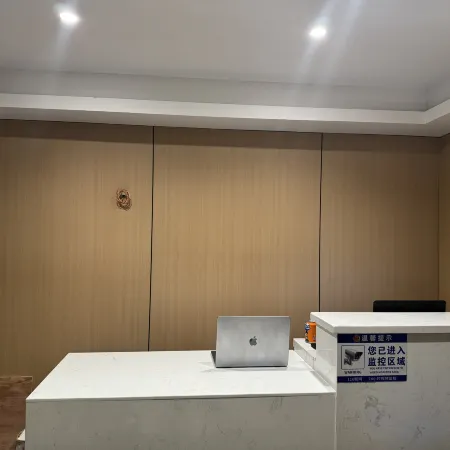 Fapu Hotel (Changsha Avenue Subway Station)