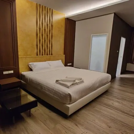 2M Place Apartment