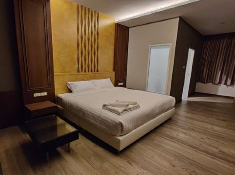 หอพัก ทูเอ็มเพลส