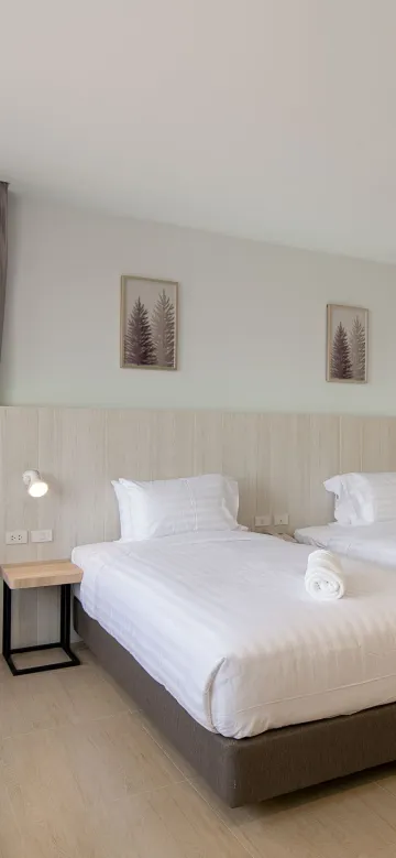 ห้องดีลักซ์ ห้องมุม เตียงใหญ่