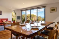 Sandpipers Retreat Hotels in 