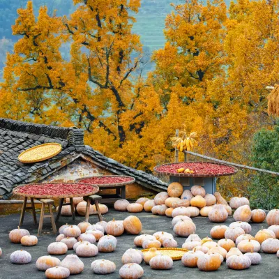 Furong Homestay (Tianjie Branch, Huangling Scenic Area) - ที่มีที่จอดรถ