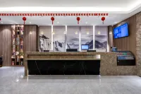 YahaoZhenxuan Hotel (ZhangJiaGang Shopping Park Branch)